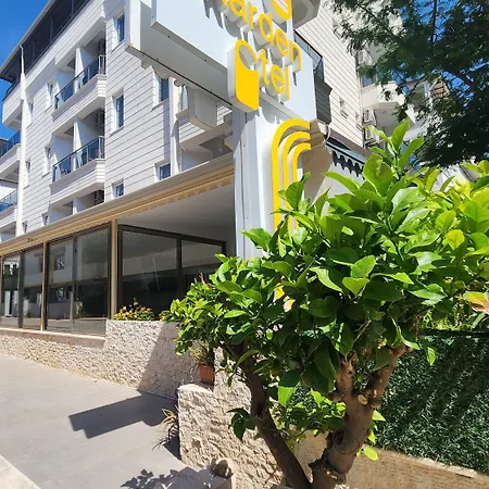 Karden Hotel