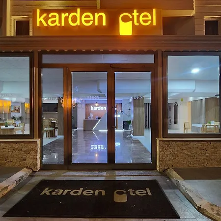 Hotel Karden 4*