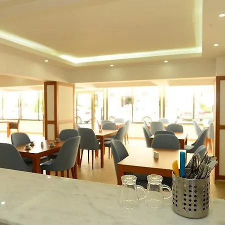 Karden Hotel