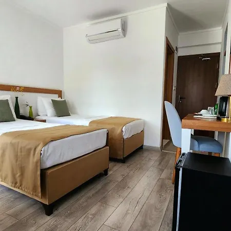 Отель Karden 4*